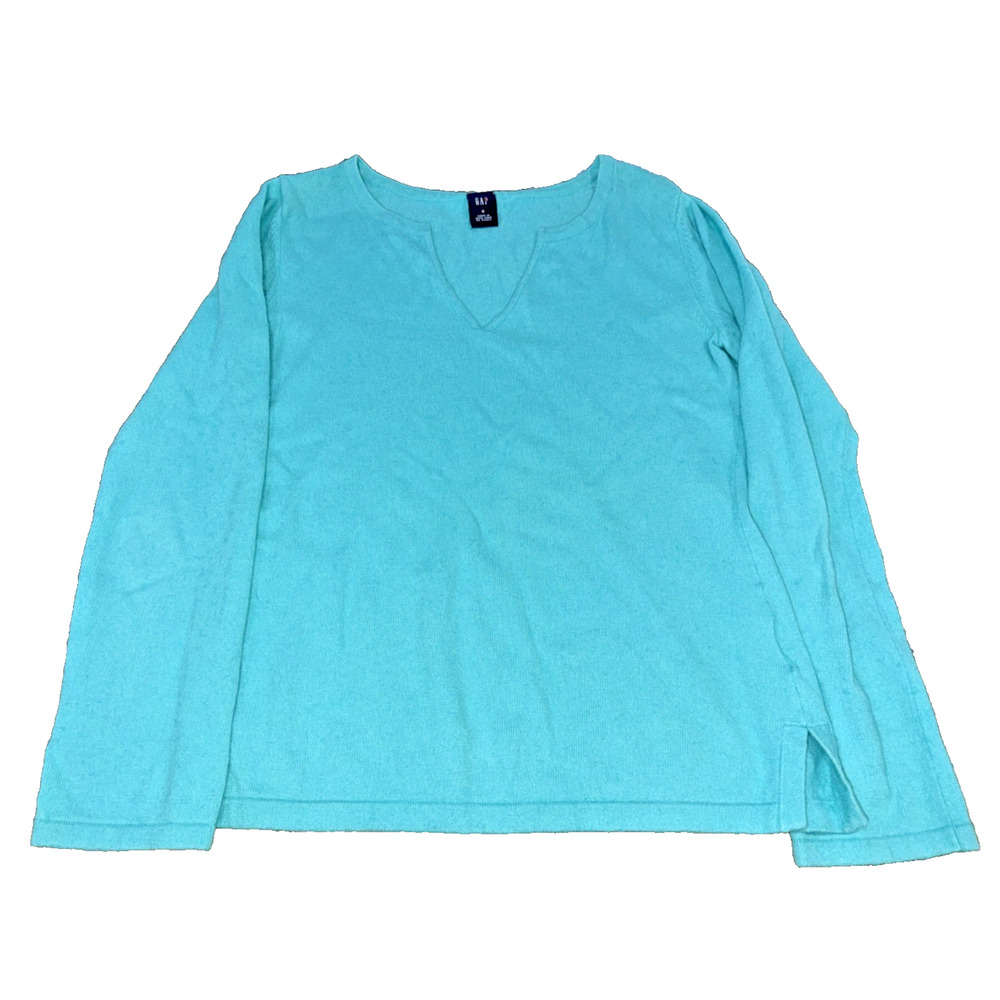 Vintage Y2K GAP Aqua Angora Blend V Neck Sweater